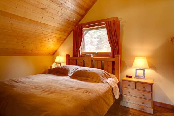 Mount 7 Lodges Голдън Стая снимка