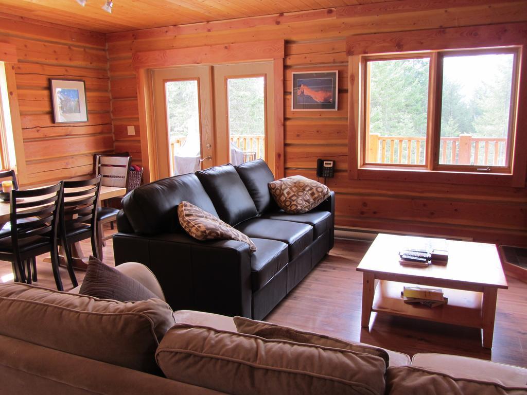 Mount 7 Lodges Голдън Екстериор снимка