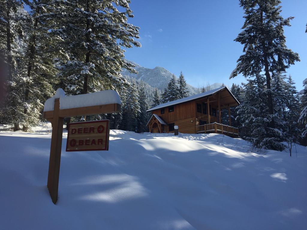 Mount 7 Lodges Голдън Екстериор снимка